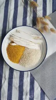 Make Homemade baby spleen rice powder step 0