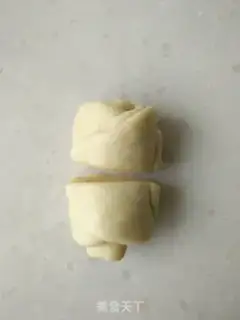 Make Rose bread step 5