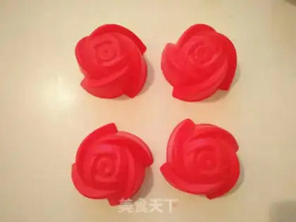 Make Rose mousse cake step 1