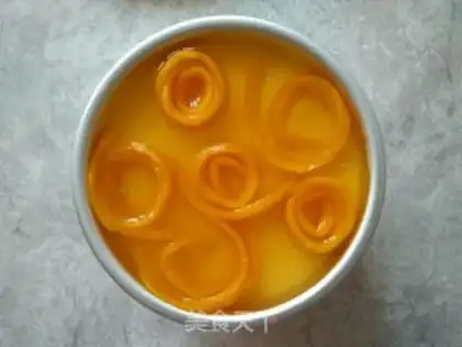 Make Rose crystal mango mousse step 14