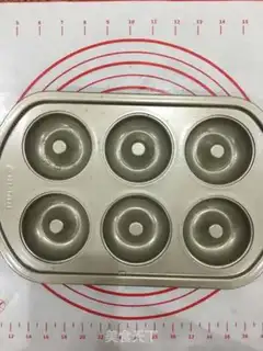 Make Donut sushi step 1