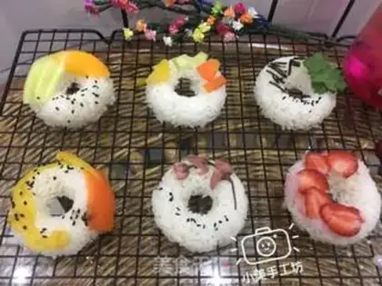 Make Donut sushi step 5