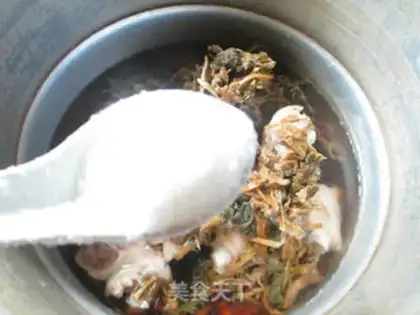 Make Plum-dry pig hoof step 5