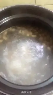 Make Pumpkin-bone peanut soup step 2