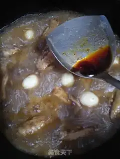Make Black pepper chicken wing pasta step 12