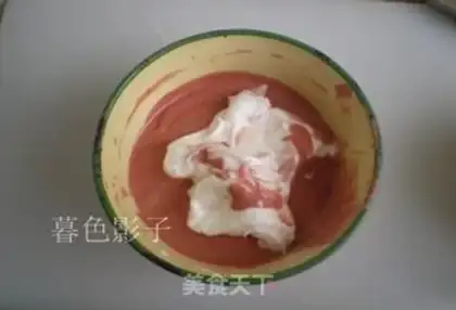 Make Red velvet cream rolls step 7