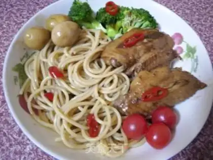 Make Black pepper chicken wing pasta step 21