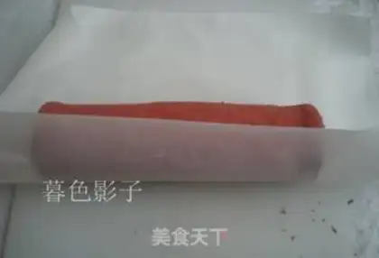 Make Red velvet cream rolls step 13