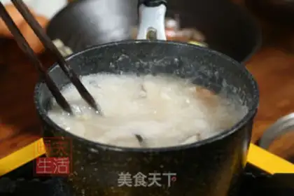 Make Porridge of mushroom shrimp step 7