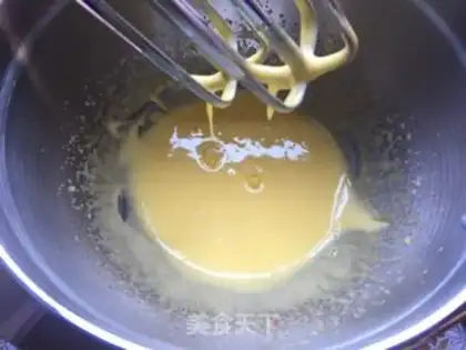 Make Cotton cream cupcakes step 1