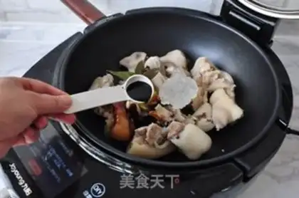 Make Red burning pig hoof step 7