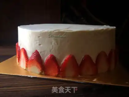 Make Strawberry cream cake step 6