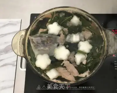 Make Fish and grass, green bean soup step 2