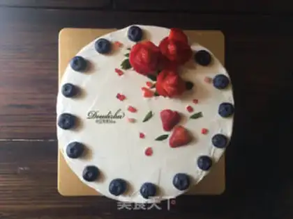 Make Strawberry cream cake step 7