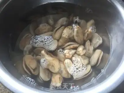 Make Garlic cheese sips step 1