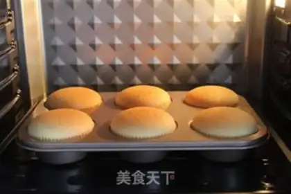 Make Cotton cream cupcakes step 11