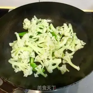 Make Scrambled mushrooms step 5