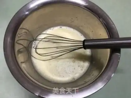 Make Red velvet cake rolls step 1
