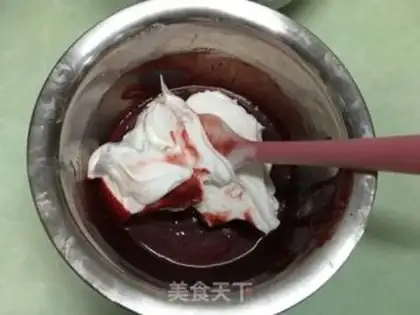 Make Red velvet cake rolls step 7