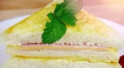 Make ham and cheese step 1