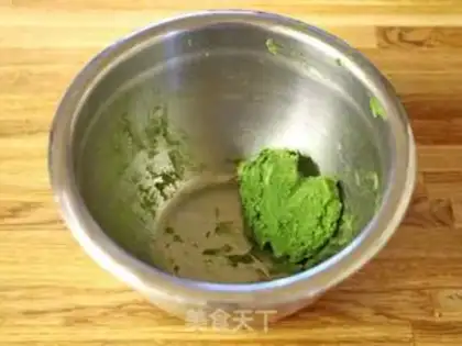 Make Rose cookies step 1