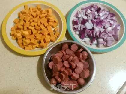 Make Onion sausage cheese pumpkin pie step 10