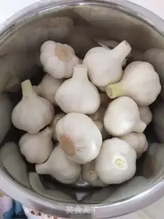 Make Pickle garlic step 0