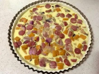 Make Onion sausage cheese pumpkin pie step 14