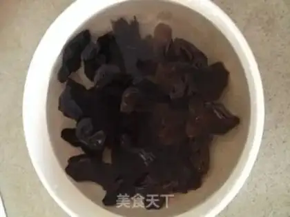 Make Gold and garlic fish step 1