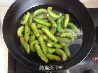 Make A fried green bug step 1