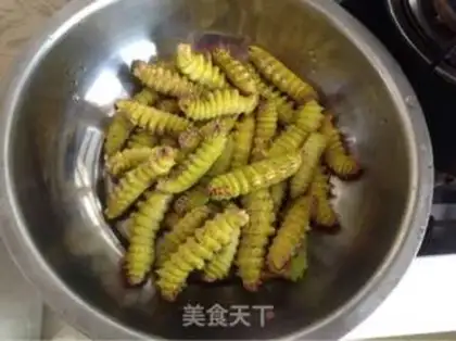 Make A fried green bug step 2