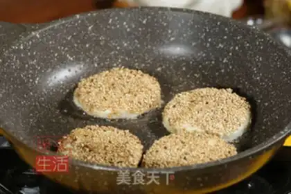 Make Bean sesame cake step 7