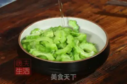 Make A cold, bitter melon step 4