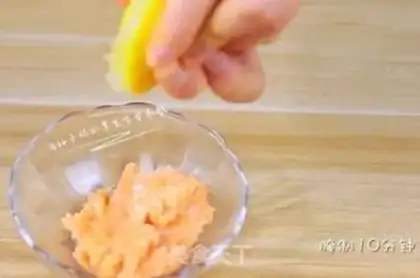 Make Salmon veggies step 1