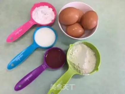 Make Fruit box cake step 0