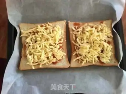 Make Sea and land toast pizza step 7