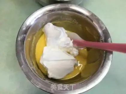 Make Fruit box cake step 8