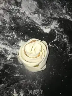 Make Rose fried dumplings step 7