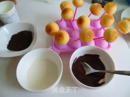 Make Lollipop cake step 8