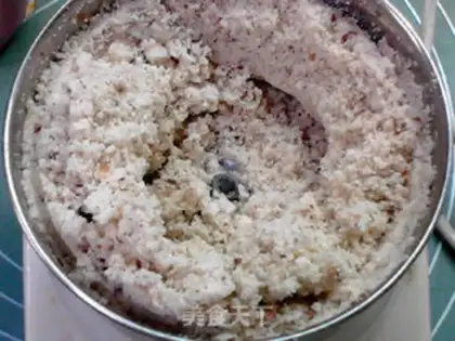 Make Pineapple nuclei sesame sesame skank step 2