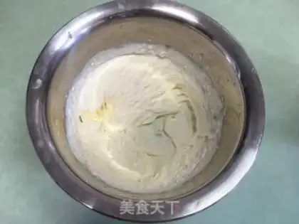 Make Fruit box cake step 17