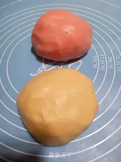 Make Flower cookies step 4