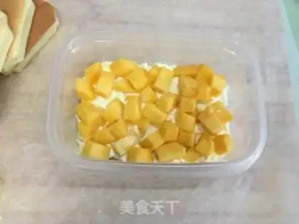 Make Fruit box cake step 21