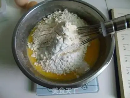 Make Fruit box cake step 24