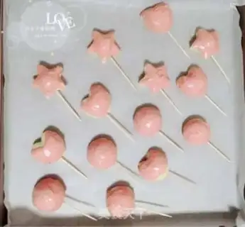 Make Chocolate lollipop cake step 9