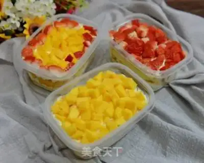 Make Fruit box cake step 25