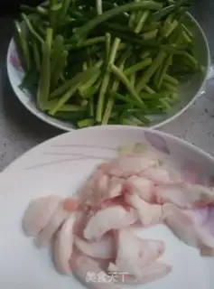 Make Garlic fried meat step 0