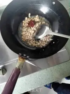 Make Ants on the tree step 4