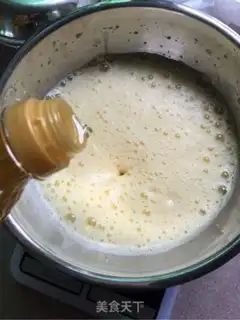 Make Banana cranberry no sugar cake step 1