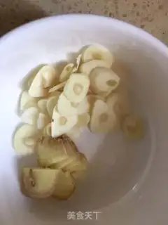 Make Home-cooked florist step 1